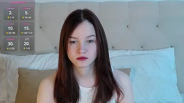 MichelleRoux online show from November 28, 5:18 am