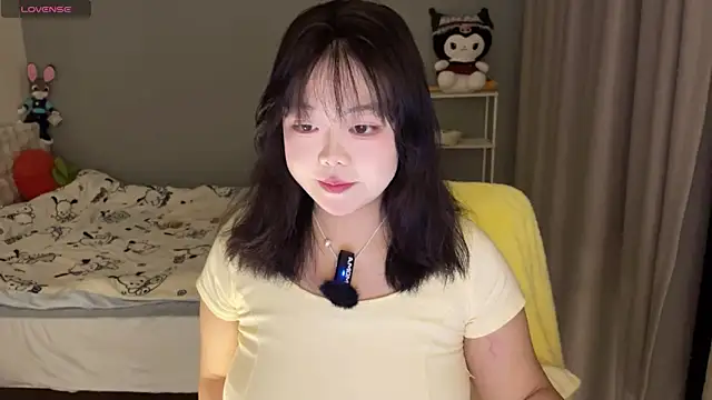 Kittenfishing online show from November 6, 12:31 pm