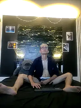 moorejhosua online show from October 1, 2:27 am
