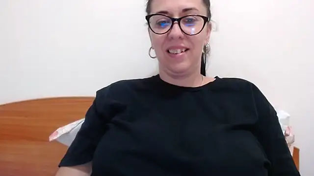 Snapshot of jollene chatting on June 19, 2:12 pm jollene online show from June 19, 2:12 pm