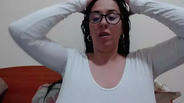 jollene online show from May 9, 1:03 pm