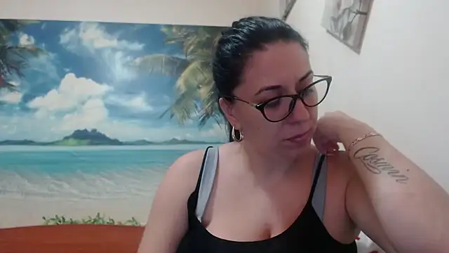 jollene online show from October 28, 2:05 pm