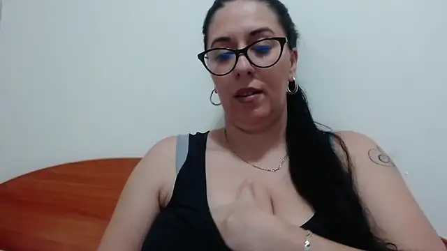 jollene online show from December 3, 2:16 pm