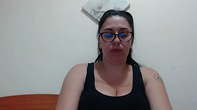 jollene online show from October 25, 2:28 pm