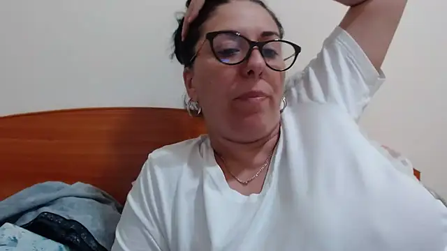 Snapshot of jollene chatting on July 10, 1:55 pm jollene online show from July 10, 1:55 pm
