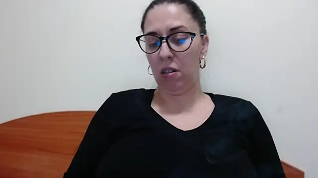 jollene online show from February 10, 3:55 pm