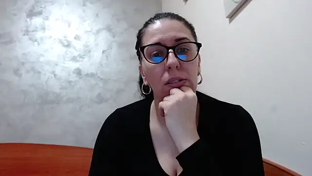 jollene online show from February 13, 2:17 pm