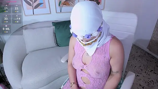 crystal peed online show from September 29, 12:00 pm