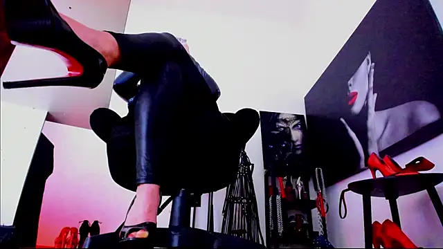 demisweet online show from January 12, 2:29 am