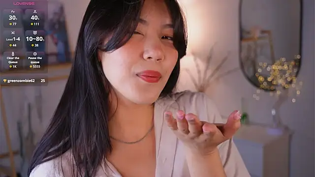 MoiraEger online show from October 28, 5:12 pm