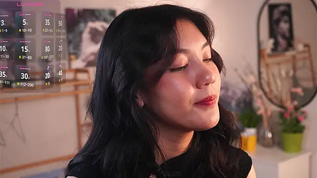 MoiraEger online show from October 2, 5:05 pm