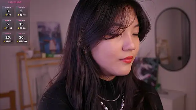 MoiraEger online show from October 27, 5:14 pm