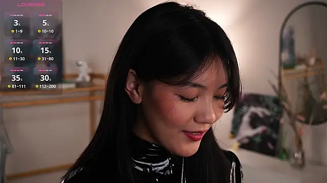 MoiraEger online show from October 12, 5:03 pm