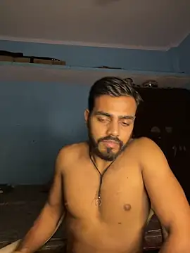 Snapshot of fireboyyyyy chatting on October 6, 1:29 am fireboyyyyy online show from October 6, 1:29 am