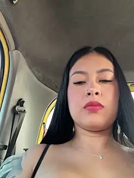 Snapshot of CrisMarulanda chatting on October 16, 2:47 pm CrisMarulanda online show from October 16, 2:47 pm