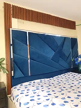 CrisMarulanda online show from November 22, 4:17 pm