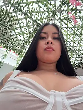 Snapshot of CrisMarulanda chatting on June 20, 6:13 pm CrisMarulanda online show from June 20, 6:13 pm