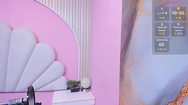 Snapshot of hinata_dolly chatting on February 28, 10:15 am hinata dolly online show from February 28, 10:15 am