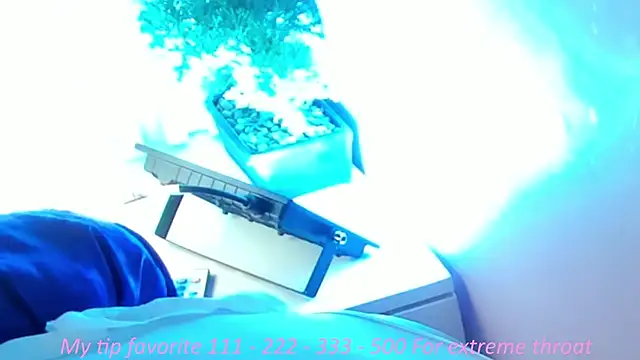 hinata dolly online show from October 10, 8:26 am