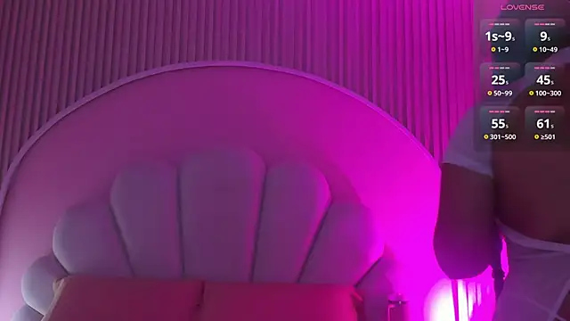 hinata dolly online show from October 2, 8:18 am