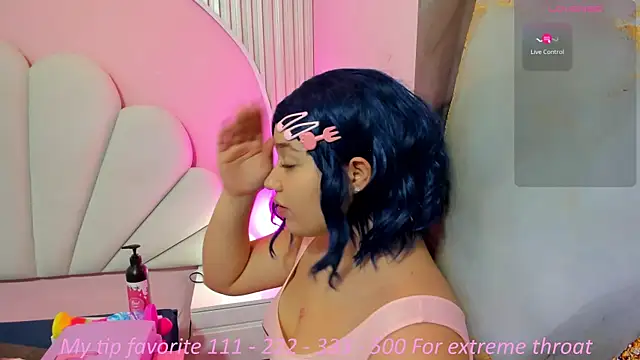 hinata dolly online show from October 16, 11:07 am