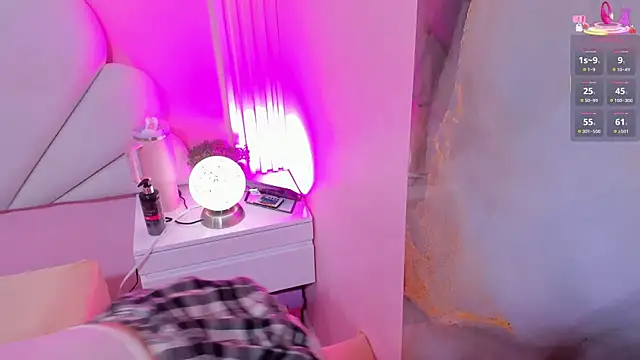 hinata dolly online show from October 29, 11:09 am