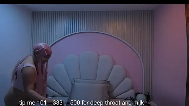 hinata dolly online show from November 13, 10:19 am