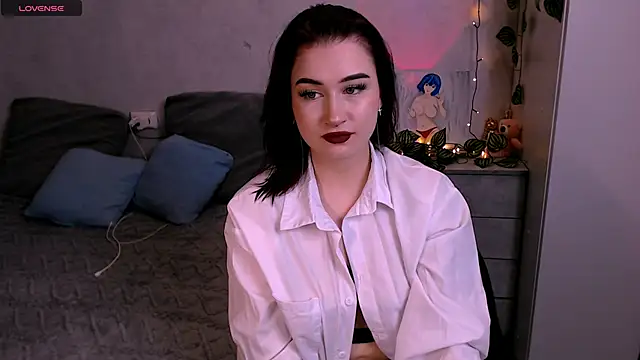 Katie Kiss online show from February 22, 7:37 pm