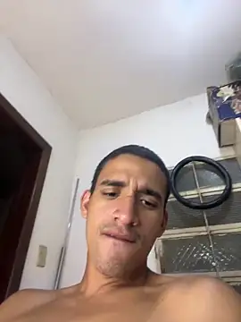 Snapshot of ikaro21 chatting on October 31, 5:59 am ikaro21 online show from October 31, 5:59 am