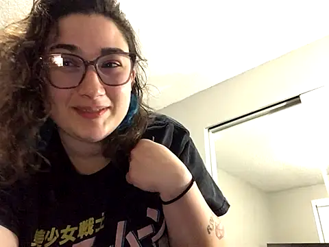 paigeycakes online show from November 9, 4:16 am