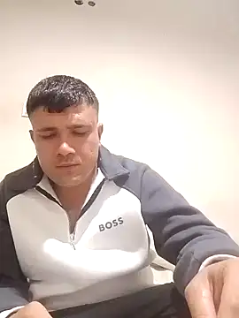 nihattttttttttttttt online show from November 7, 8:24 pm