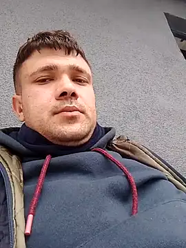 nihattttttttttttttt online show from November 12, 7:23 am