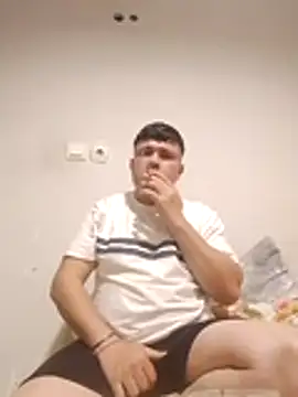 nihattttttttttttttt online show from December 18, 7:18 pm