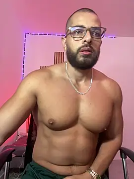magnumchris online show from May 29, 12:33 pm