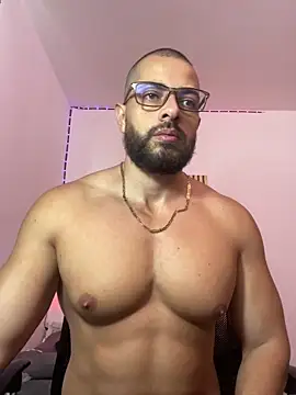 magnumchris online show from May 27, 1:51 pm