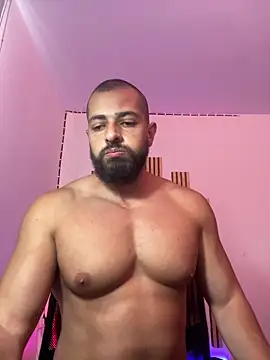 Snapshot of magnumchris chatting on June 26, 8:03 pm magnumchris online show from June 26, 8:03 pm