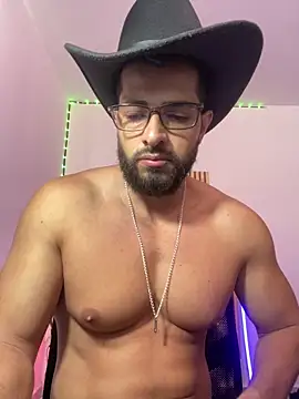 Snapshot of magnumchris chatting on June 16, 3:12 pm magnumchris online show from June 16, 3:12 pm