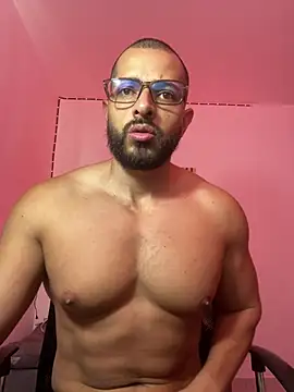 magnumchris online show from April 3, 3:07 pm