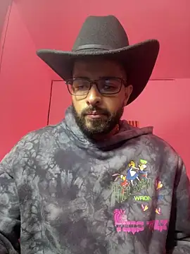 magnumchris online show from April 5, 11:33 pm