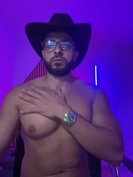 magnumchris online show from February 18, 3:15 am