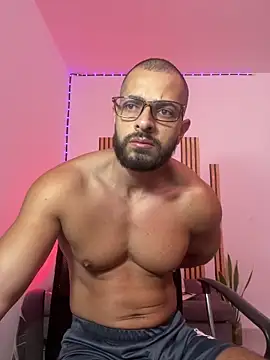magnumchris online show from May 28, 10:54 am