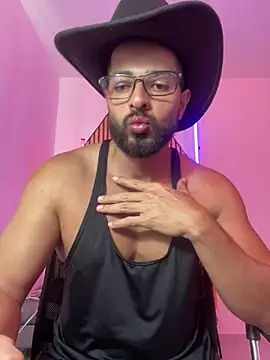 magnumchris online show from March 6, 7:42 pm