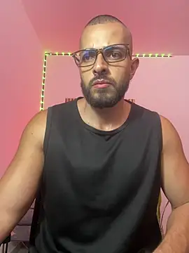 magnumchris online show from May 10, 12:14 am