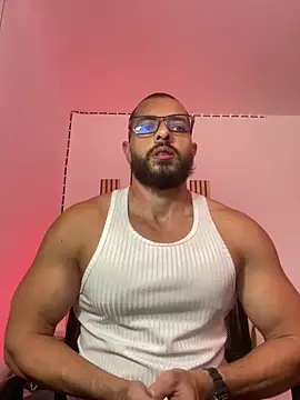 magnumchris online show from May 19, 9:44 pm