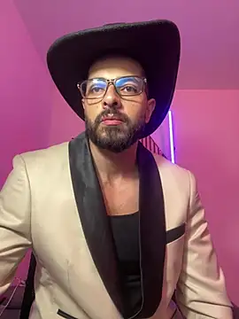 magnumchris online show from March 27, 11:11 am