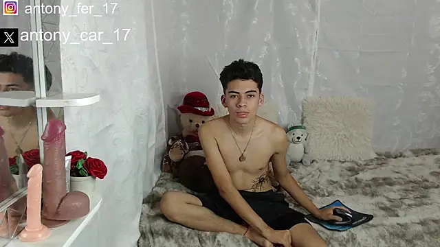 Snapshot of Rimuru17 chatting on November 6, 10:47 pm Rimuru17 online show from November 6, 10:47 pm