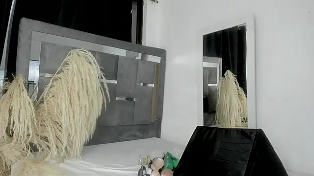 Snapshot of anna_sex_m chatting on October 26, 11:10 am anna sex m online show from October 26, 11:10 am