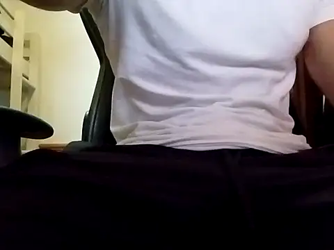 xxyongboyxx online show from March 20, 5:25 pm