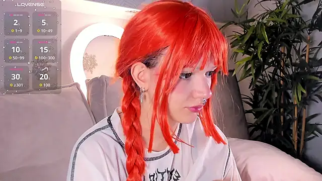 Molly Platt online show from December 4, 9:19 am