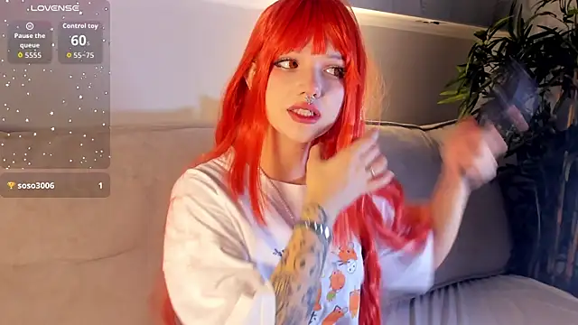 Molly Platt online show from November 27, 9:21 am